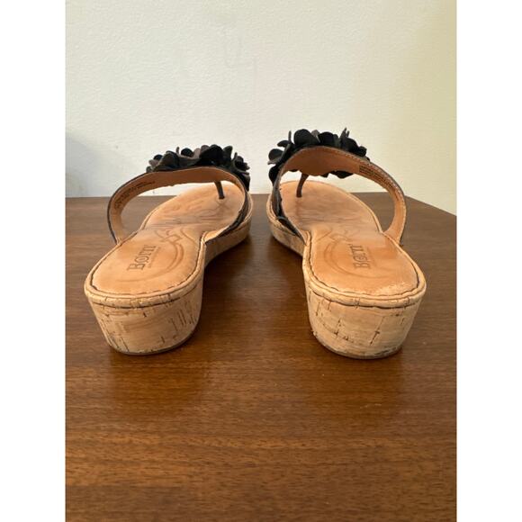 Born Women's Kimona Brown Metallic Floral Leather Thong Sandals Size 7 - Picture 4 of 5